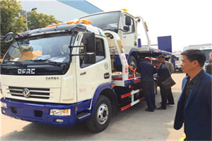 双峪汽车道路救援拖车价格